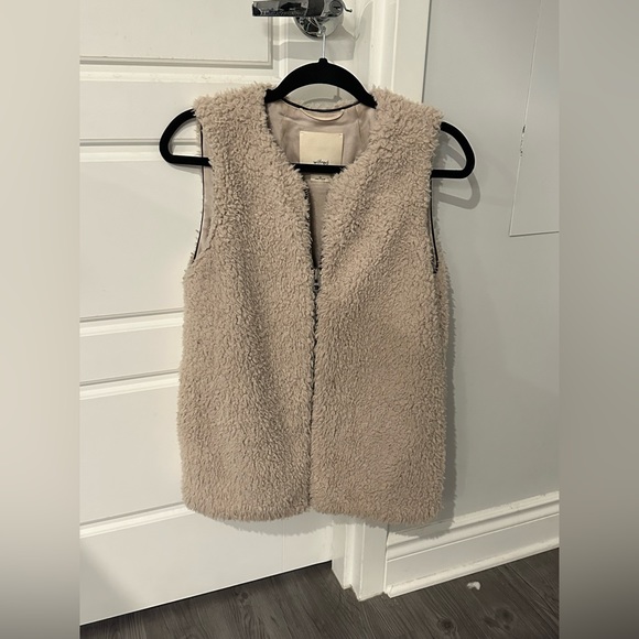 Wilfred Sherpa vest!! - Picture 1 of 1